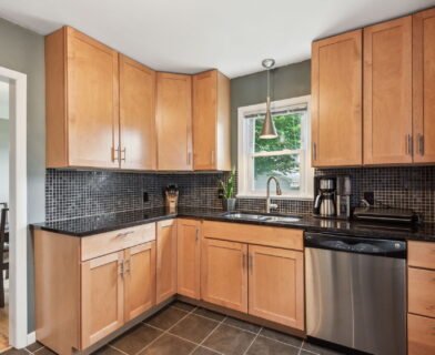 3837-30th-ave-s-kitchen